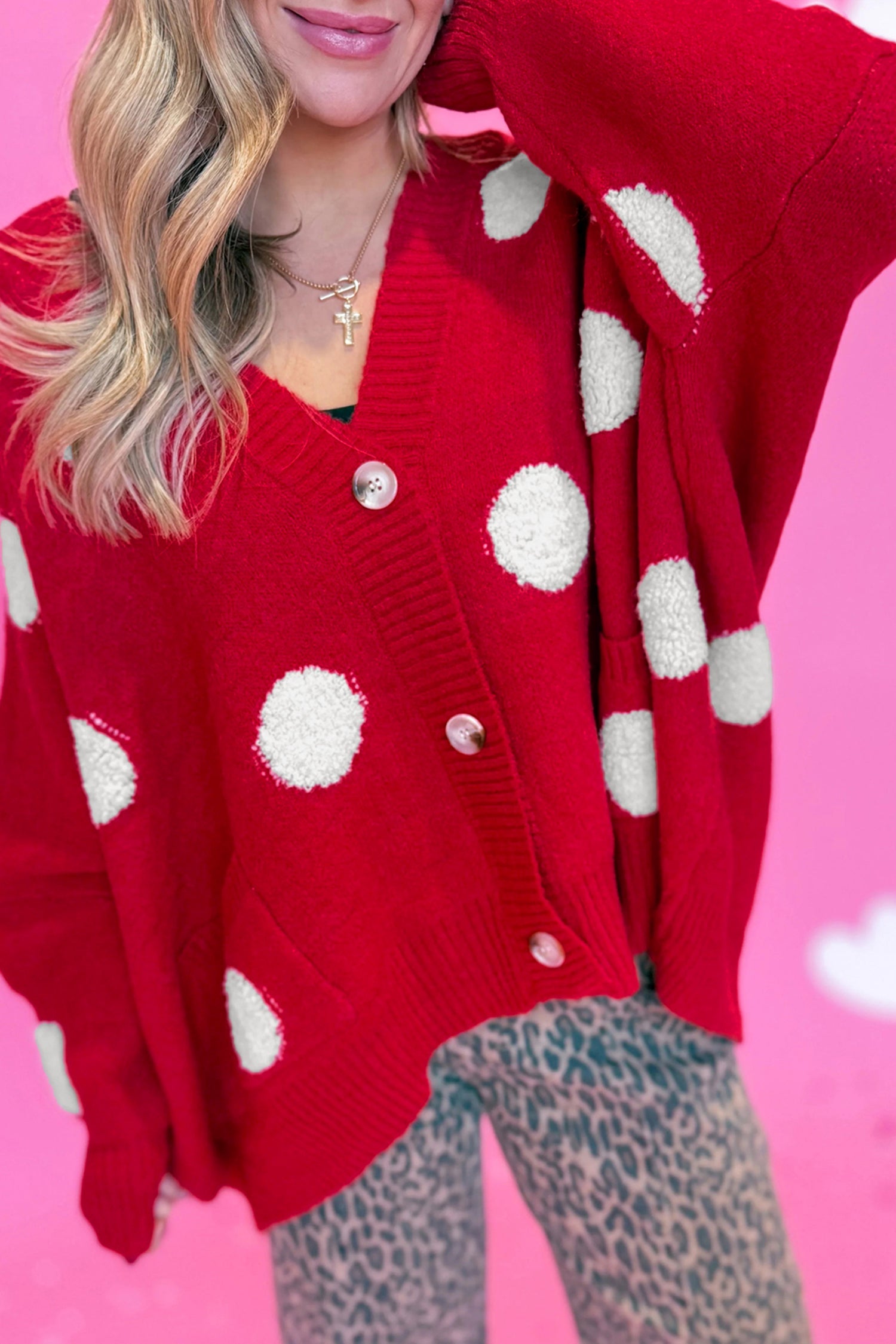 Transitional Wardrobe with Lively Looks
