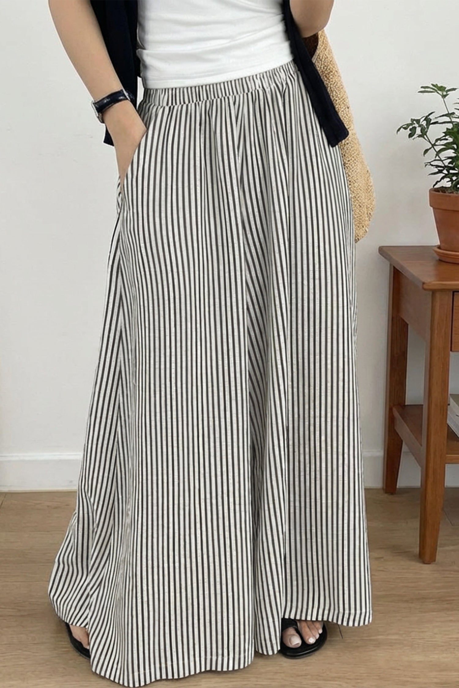 Women's Wide-Leg Trousers clothing at LivelyLooks