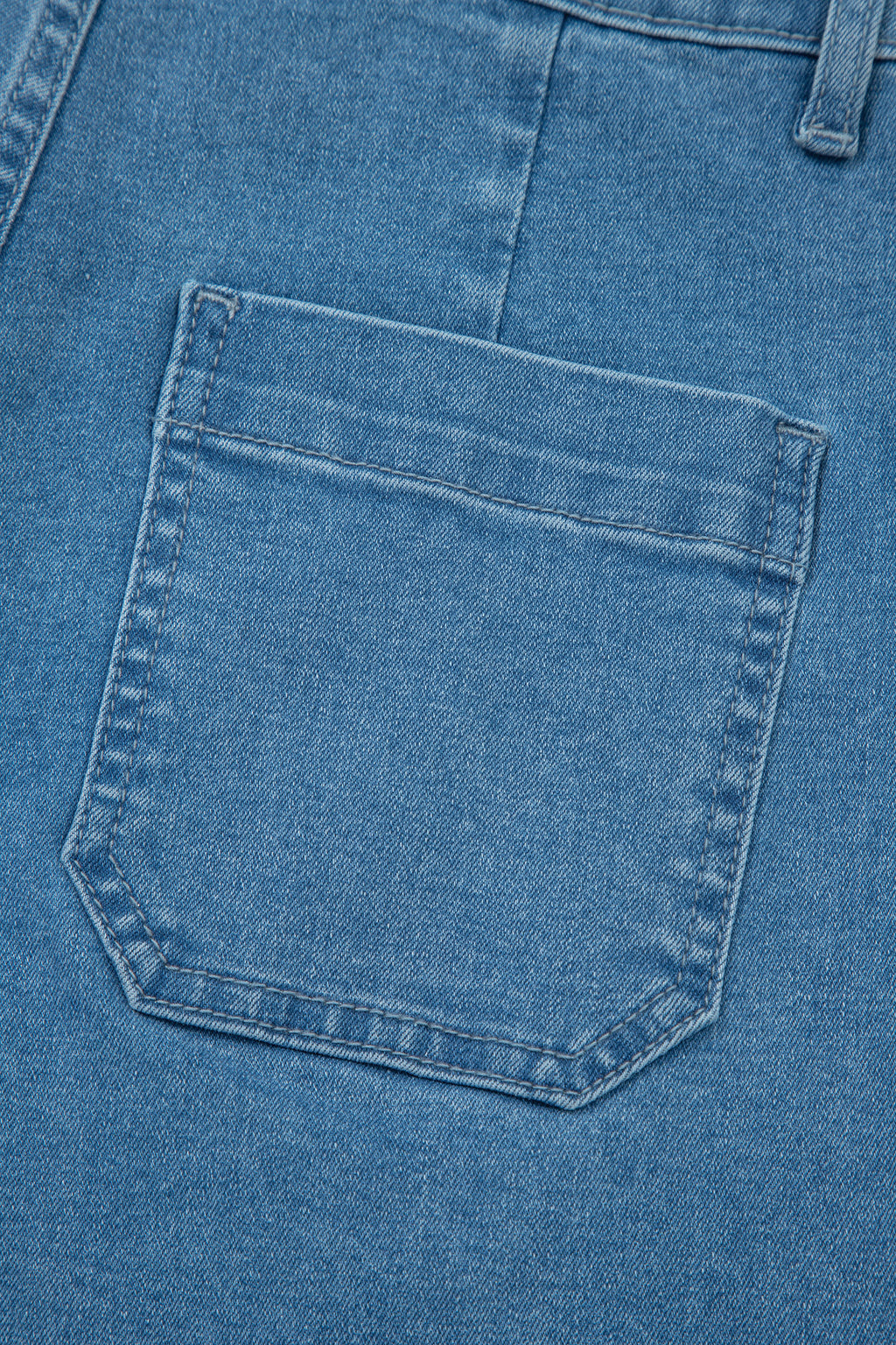 Women's Women's Retro Washed Loose Jeans Patch Pocket 2 Colours Sizes 4-16 at LivelyLooks