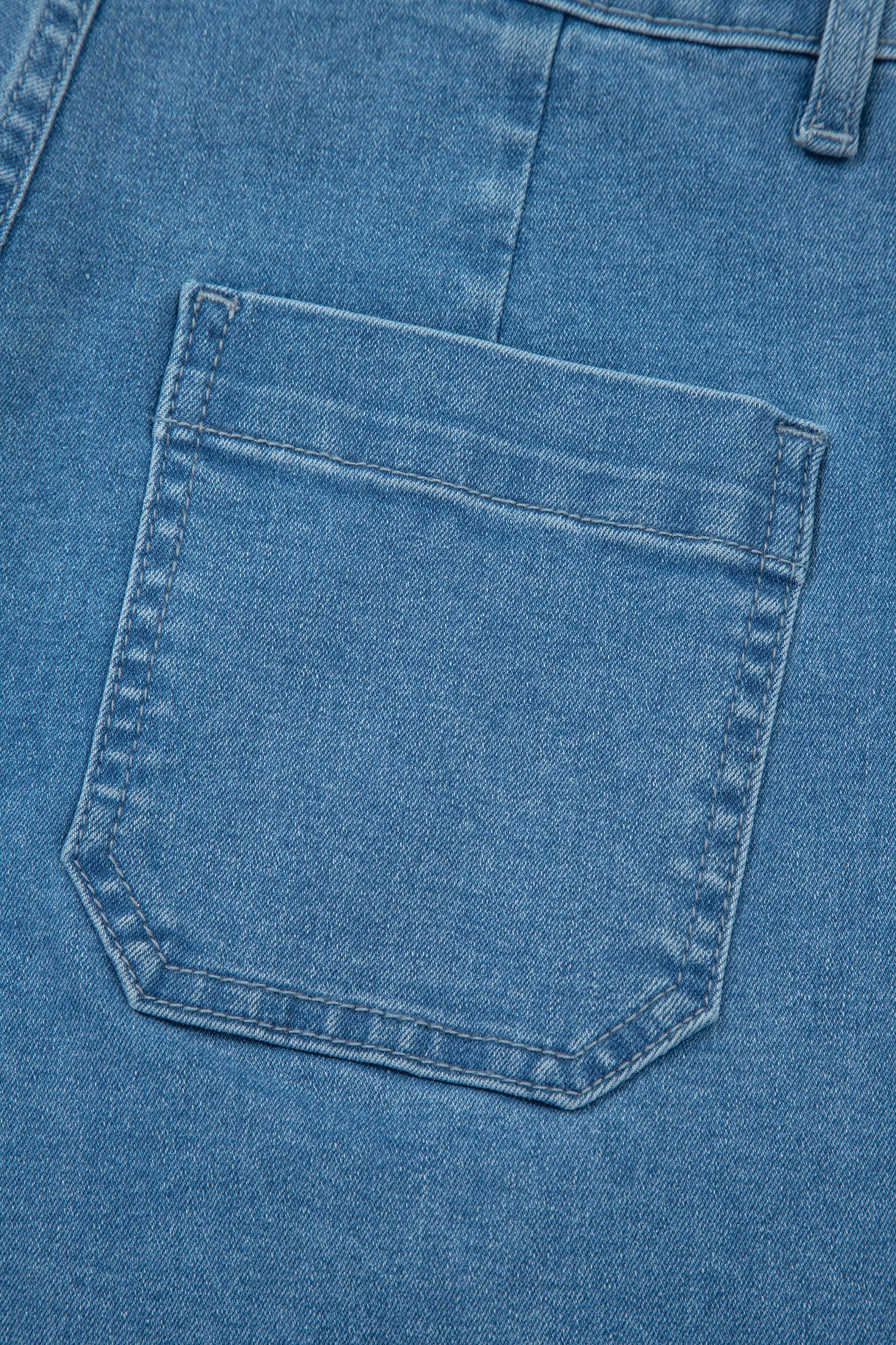 Women's Women's Retro Washed Loose Jeans Patch Pocket 2 Colours Sizes 4-16 at LivelyLooks
