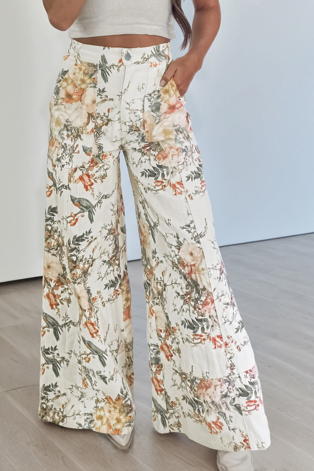 Women's Beige Vintage Style Floral Print High Waist Wide Leg Jeans at LivelyLooks