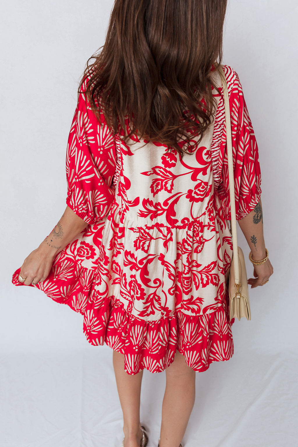 Women's Red Floral Collared V-Neck Half Sleeve Loose Mini Dress at LivelyLooks