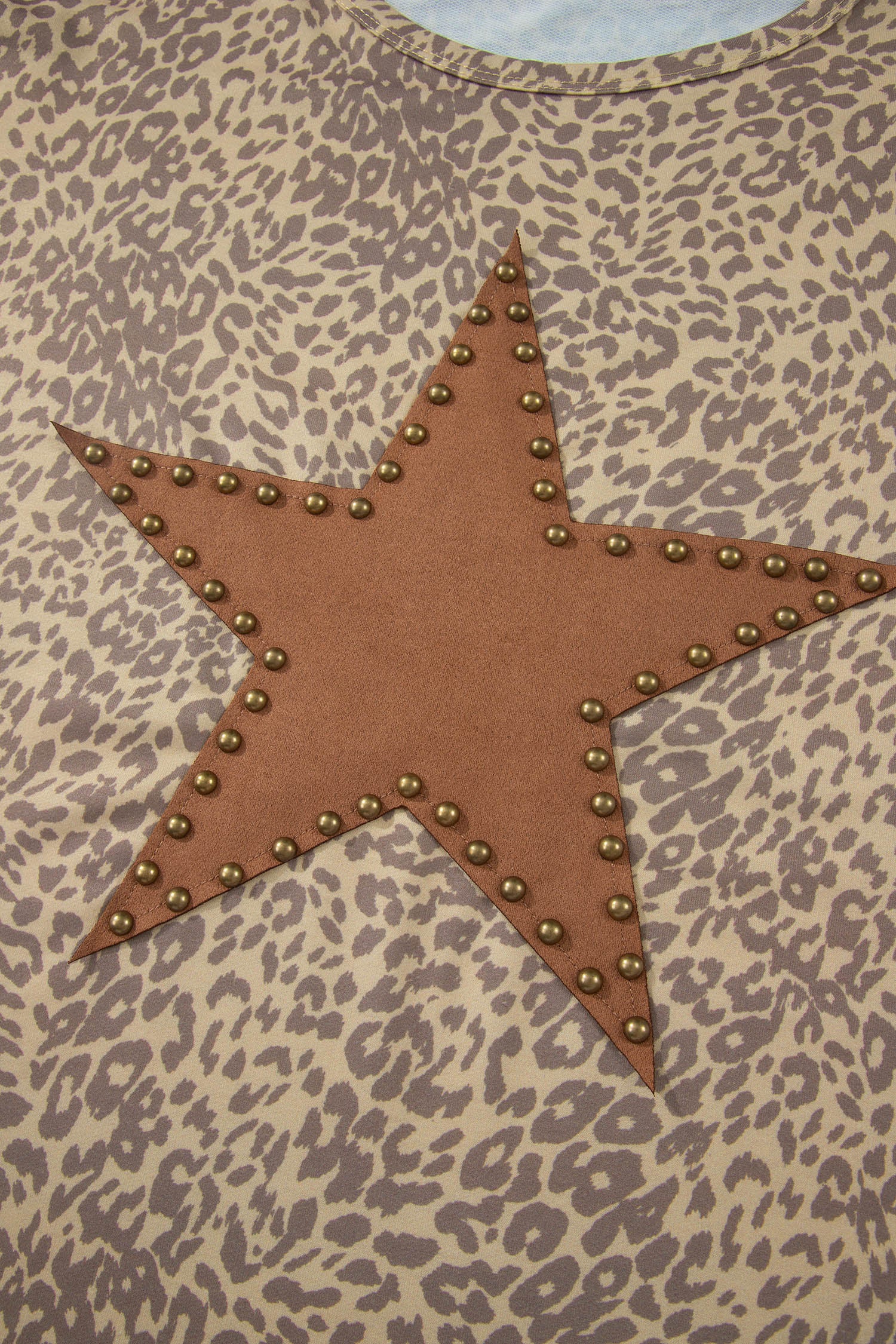 LivelyLooks Khaki Leopard Retro Studded Star Patch Loose Tee Animal Print T-Shirt Boho Top women's fashion