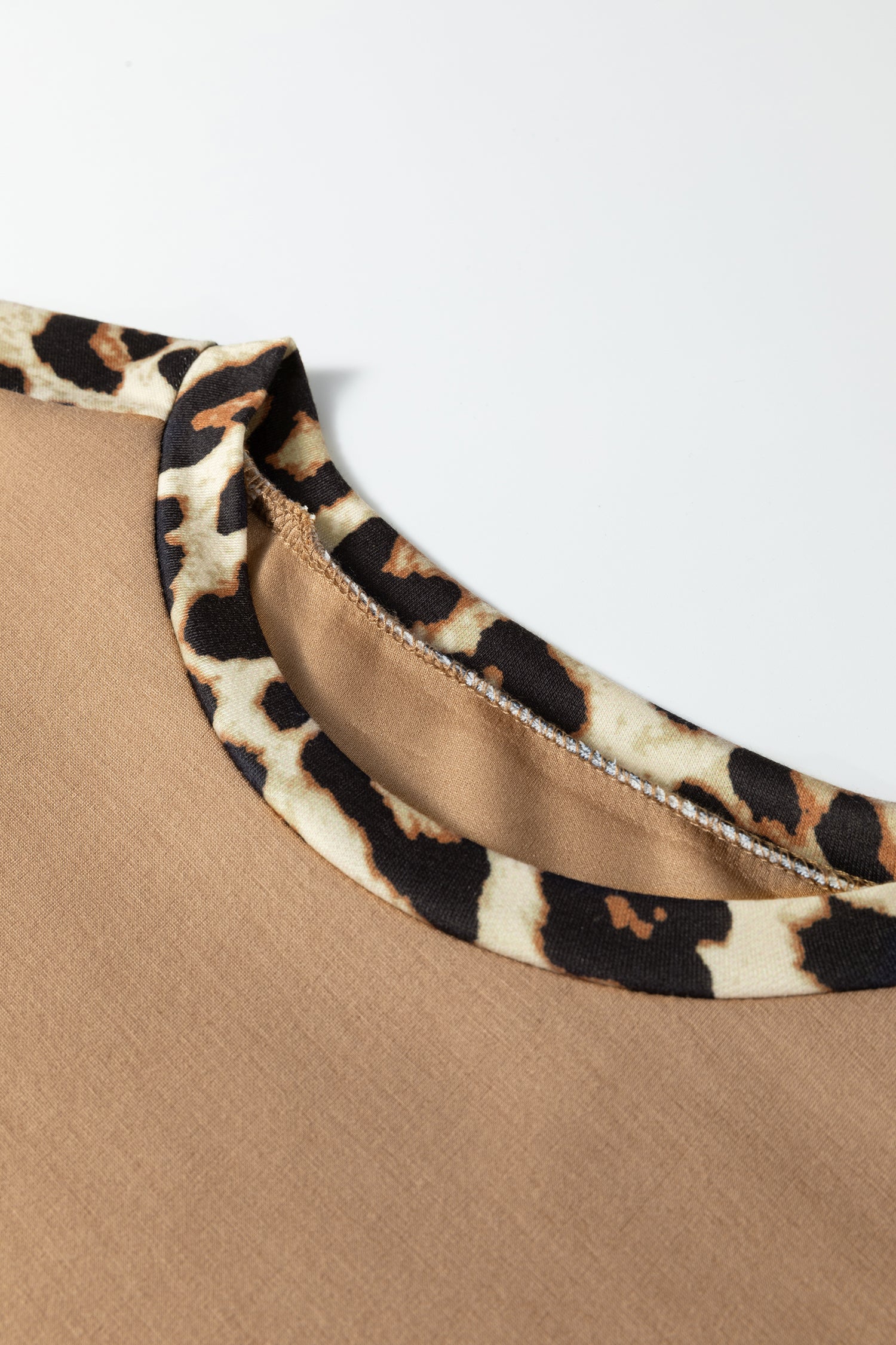 Leopard Trim Loose T-Shirt Green & Beige Relaxed Fit S-XL