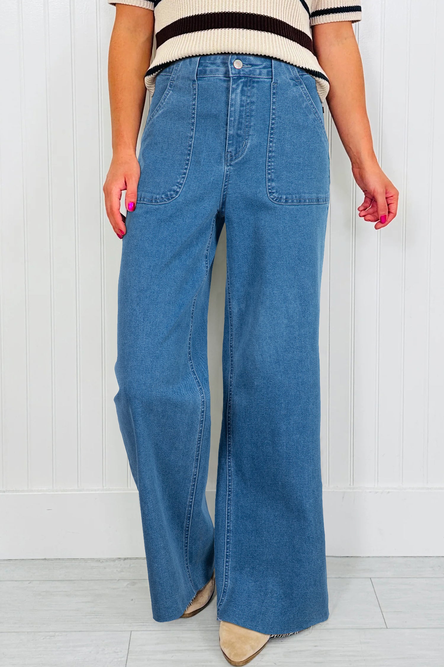 Women's Women's Retro Washed Loose Jeans Patch Pocket 2 Colours Sizes 4-16 at LivelyLooks