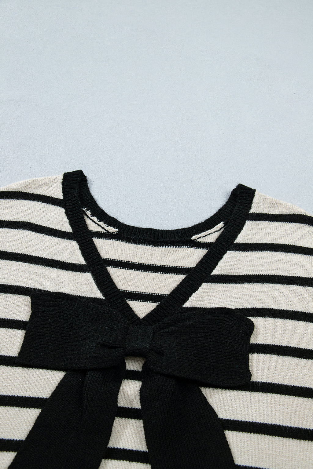Women's Black Stripe Bow Applique Short Sleeve Sweater at LivelyLooks