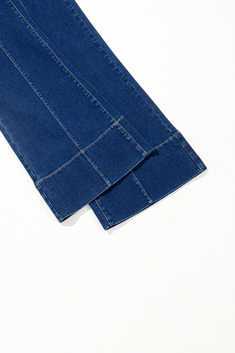 Women's Women's Deep Wash Straight Jeans Centre Seam Detail Sizes 4-16 at LivelyLooks