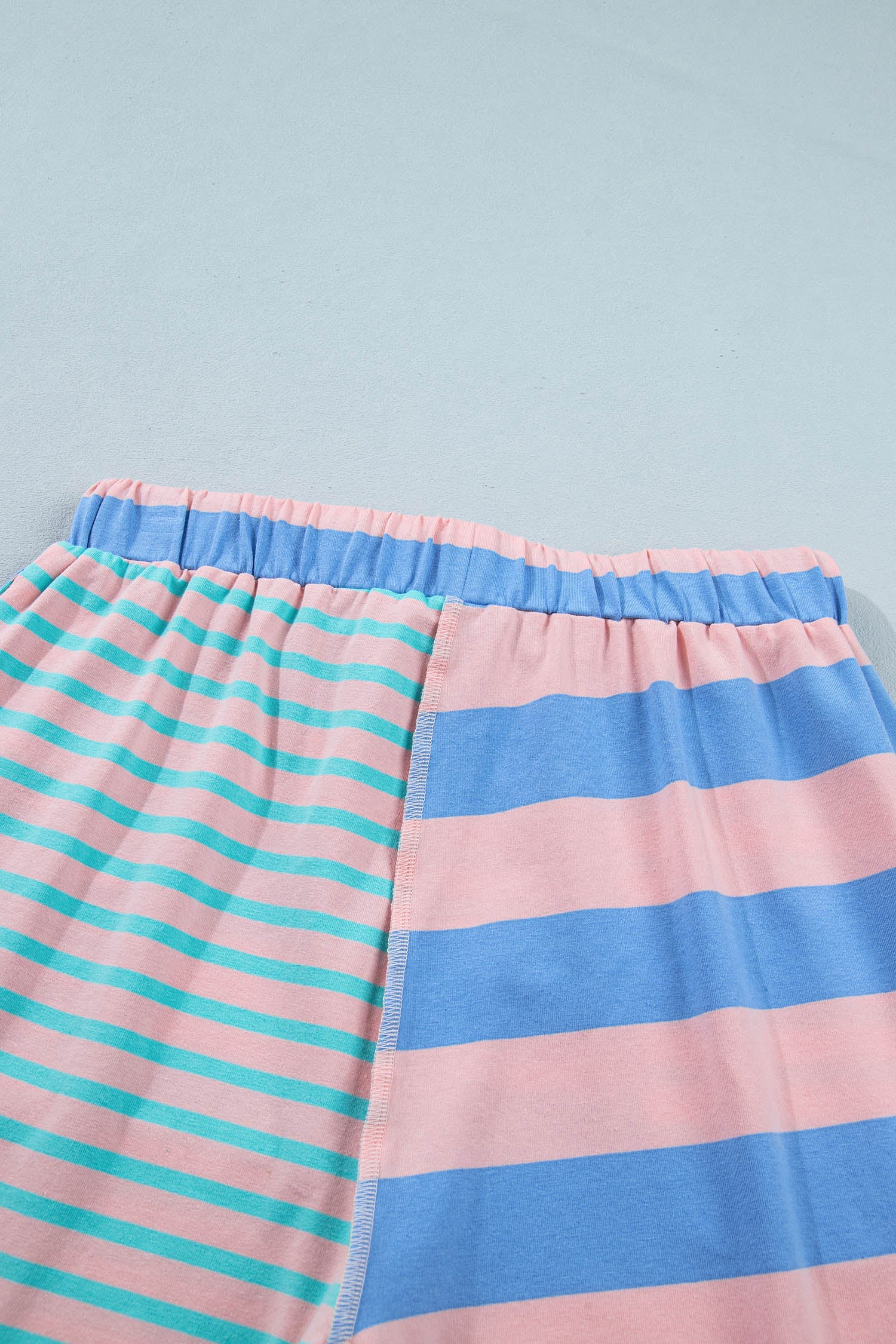 Striped Patchwork Exposed Seam Loose Short Set – Pink