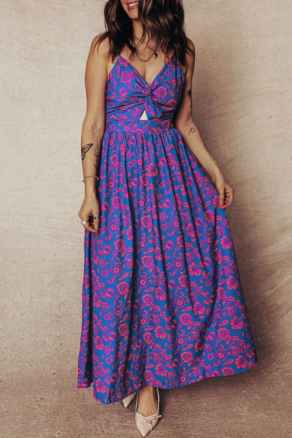 Women's Blue Floral Print Twisted V-Neck Tied Backless Maxi Dress at LivelyLooks