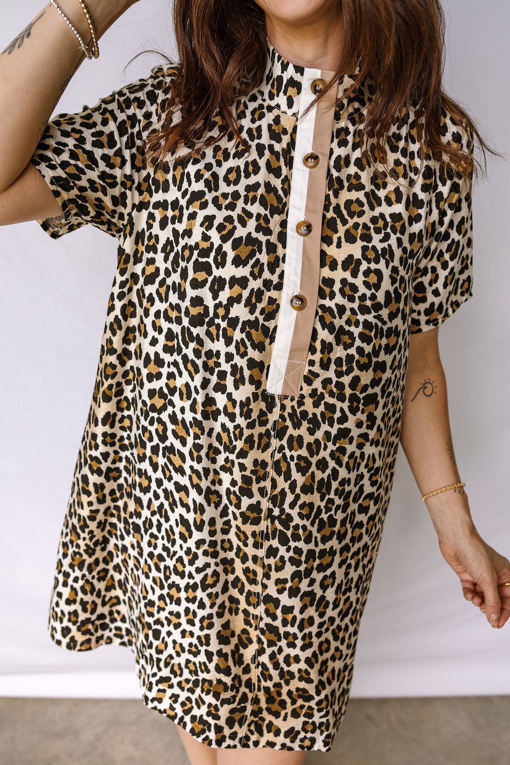 Women's Multicolour Half Buttons Short Sleeve Loose Leopard Mini Dress with Pockets at LivelyLooks