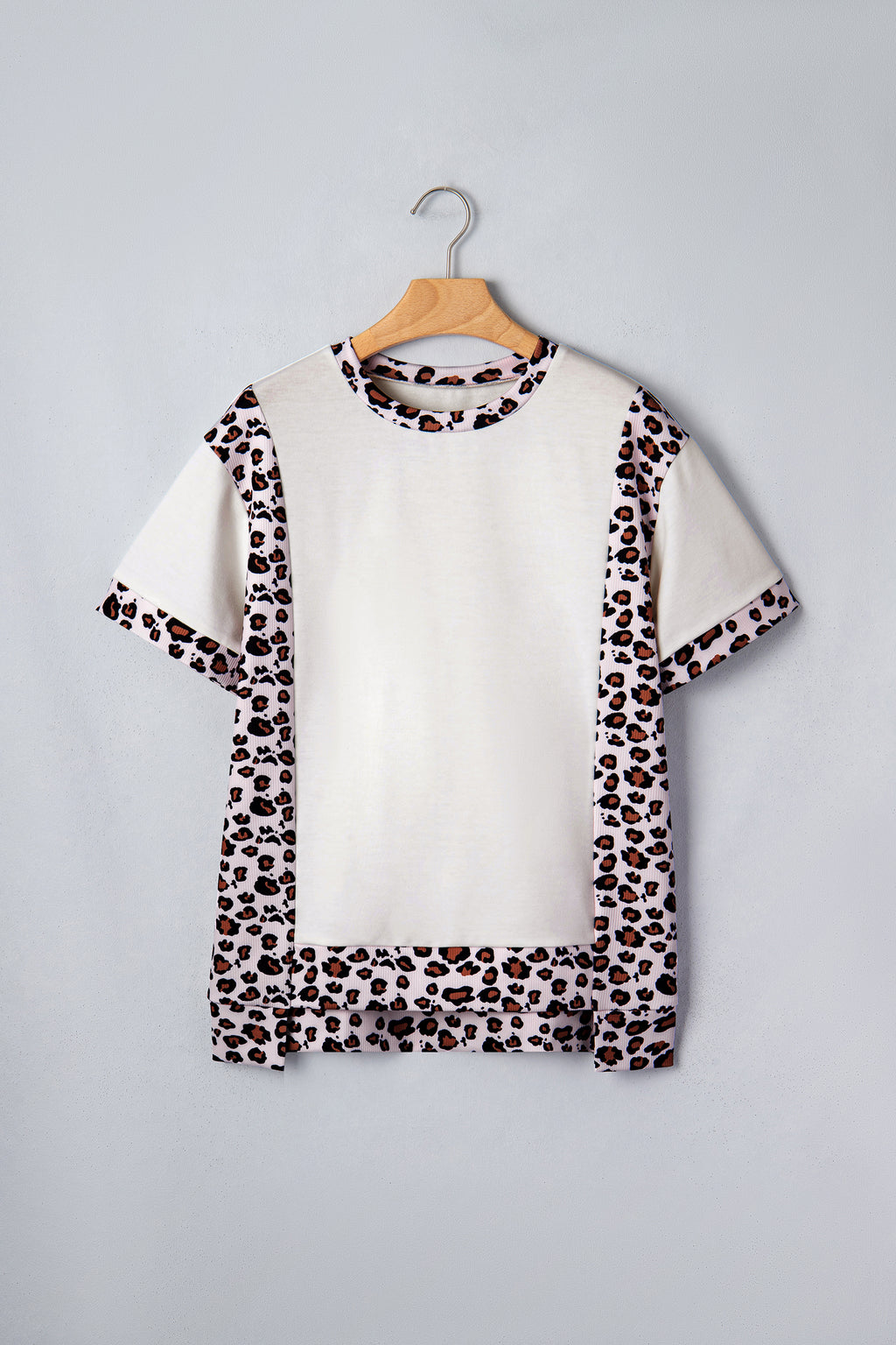 LivelyLooks White Ribbed Leopard Patchwork Uneven Hem T-Shirt women's fashion