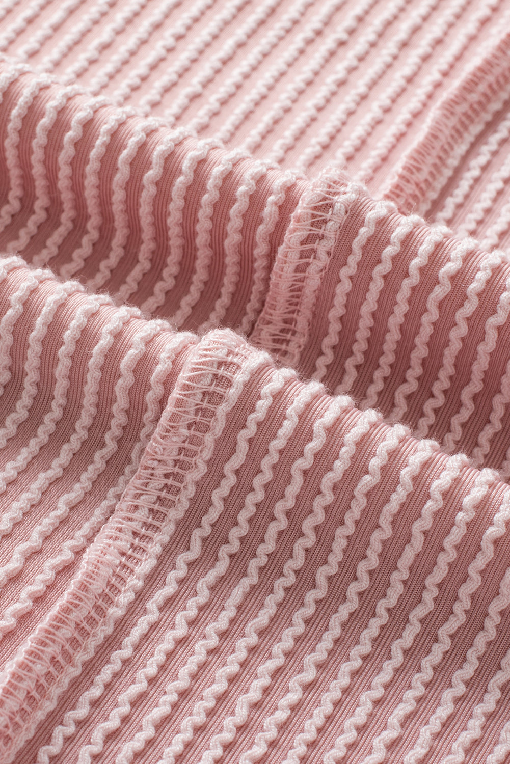Light Pink Textured Contrast Trim Round Neck T-Shirt