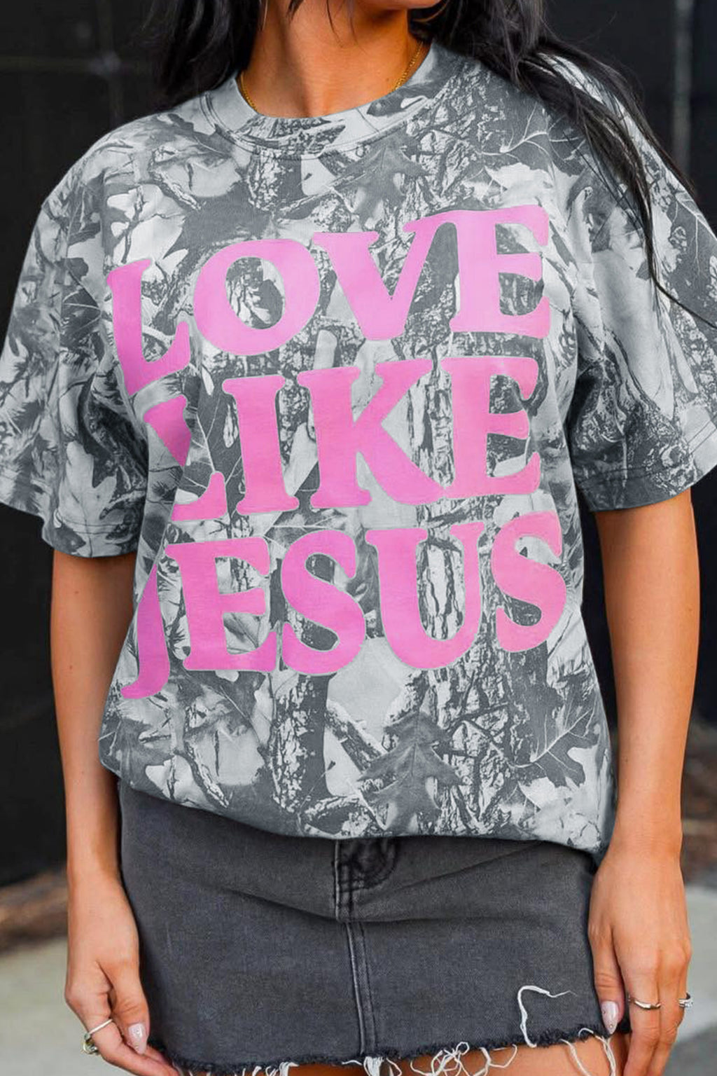 Beige & Pink Camo Love Like Jesus Graphic Casual Tee