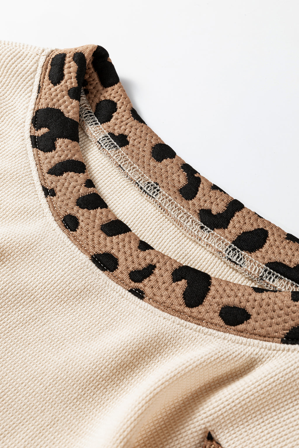 LivelyLooks Leopard Star Patchwork Baggy Sweatshirt Beige | Sizes S-XL women's fashion