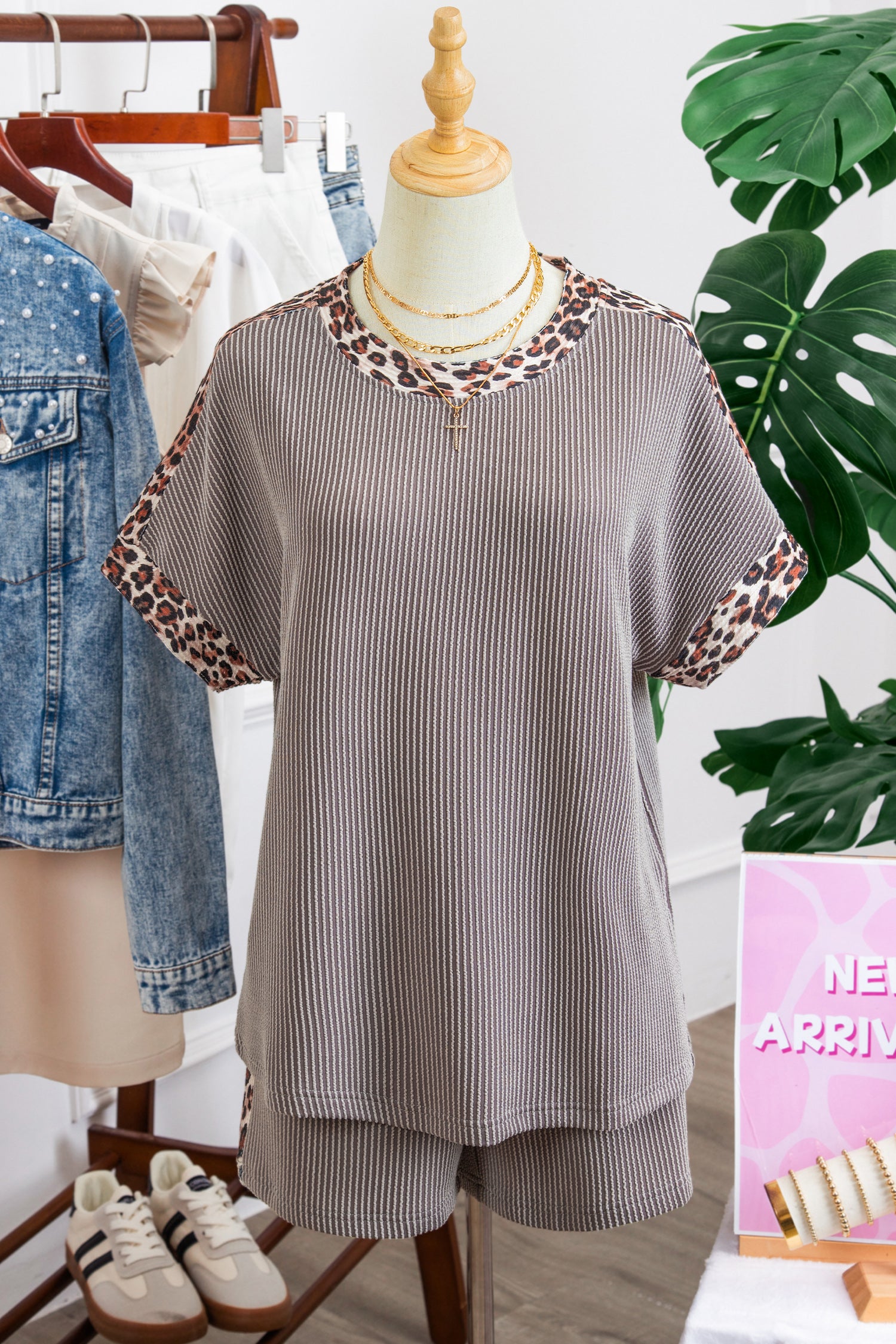 Ribbed Twist Short Set with Leopard Trim | Sky Blue, Light Grey & Sachet Pink