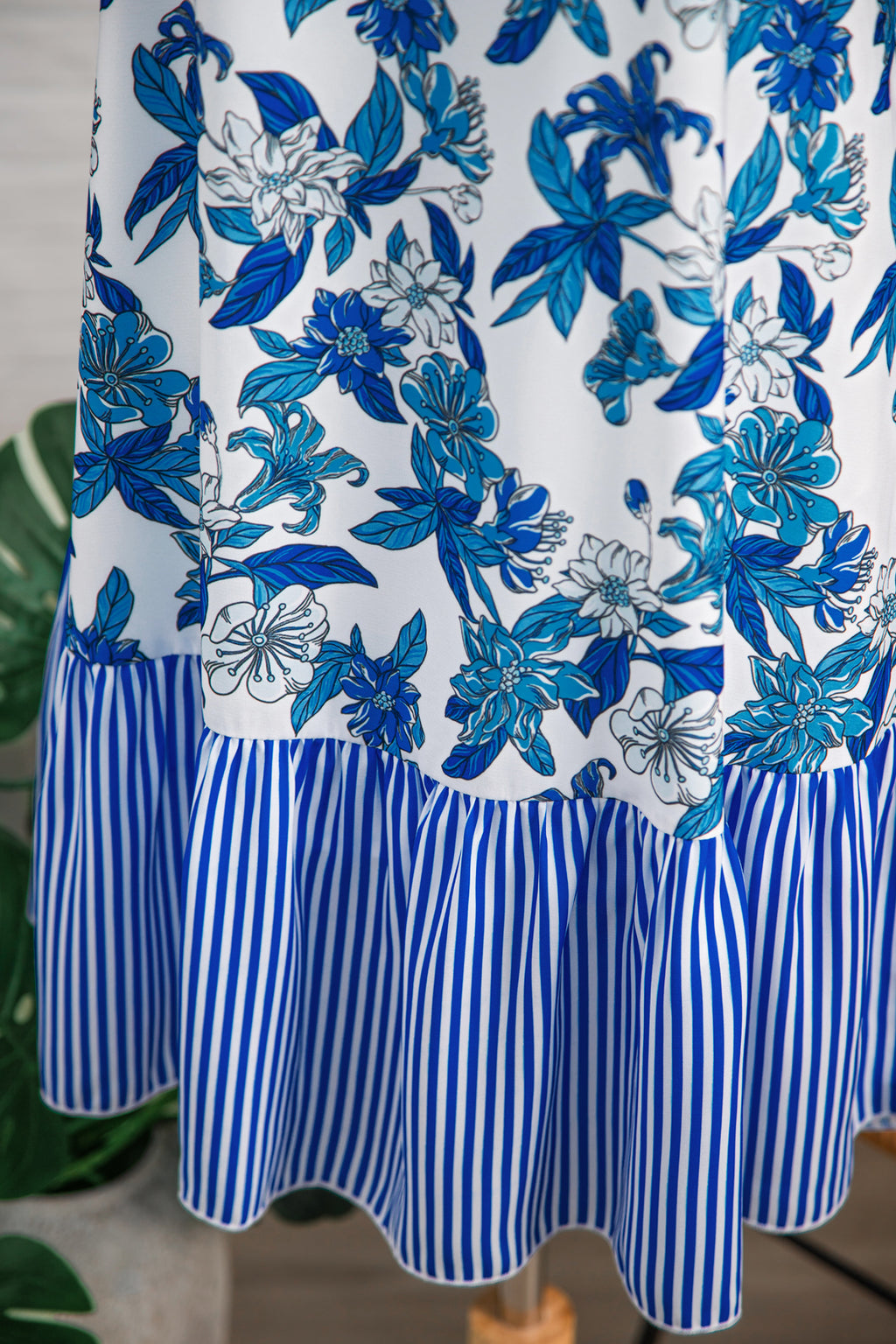 Sky Blue Floral U Neck Sleeveless Striped Ruffle Hem Patchwork Dress S-XL