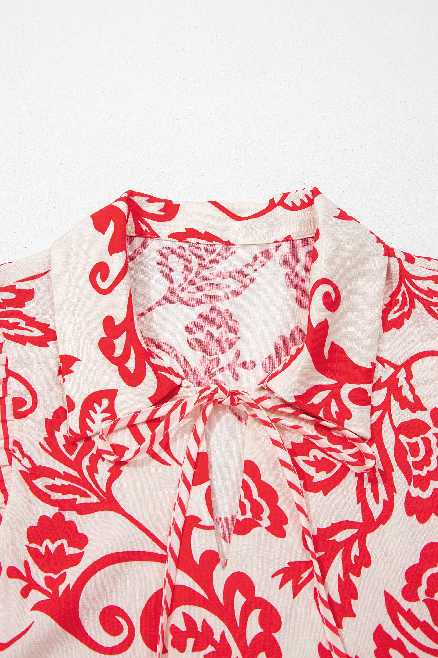 Women's Red Floral Collared V-Neck Half Sleeve Loose Mini Dress at LivelyLooks