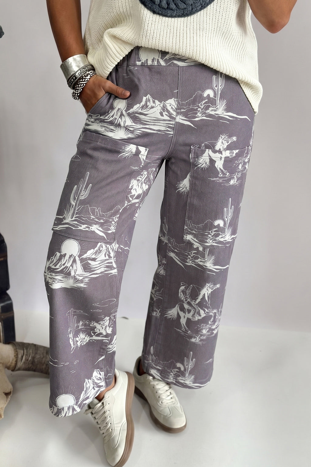 Women's Grey Wild West Print Straight Leg Jeans Elastic Waist UK 4-16