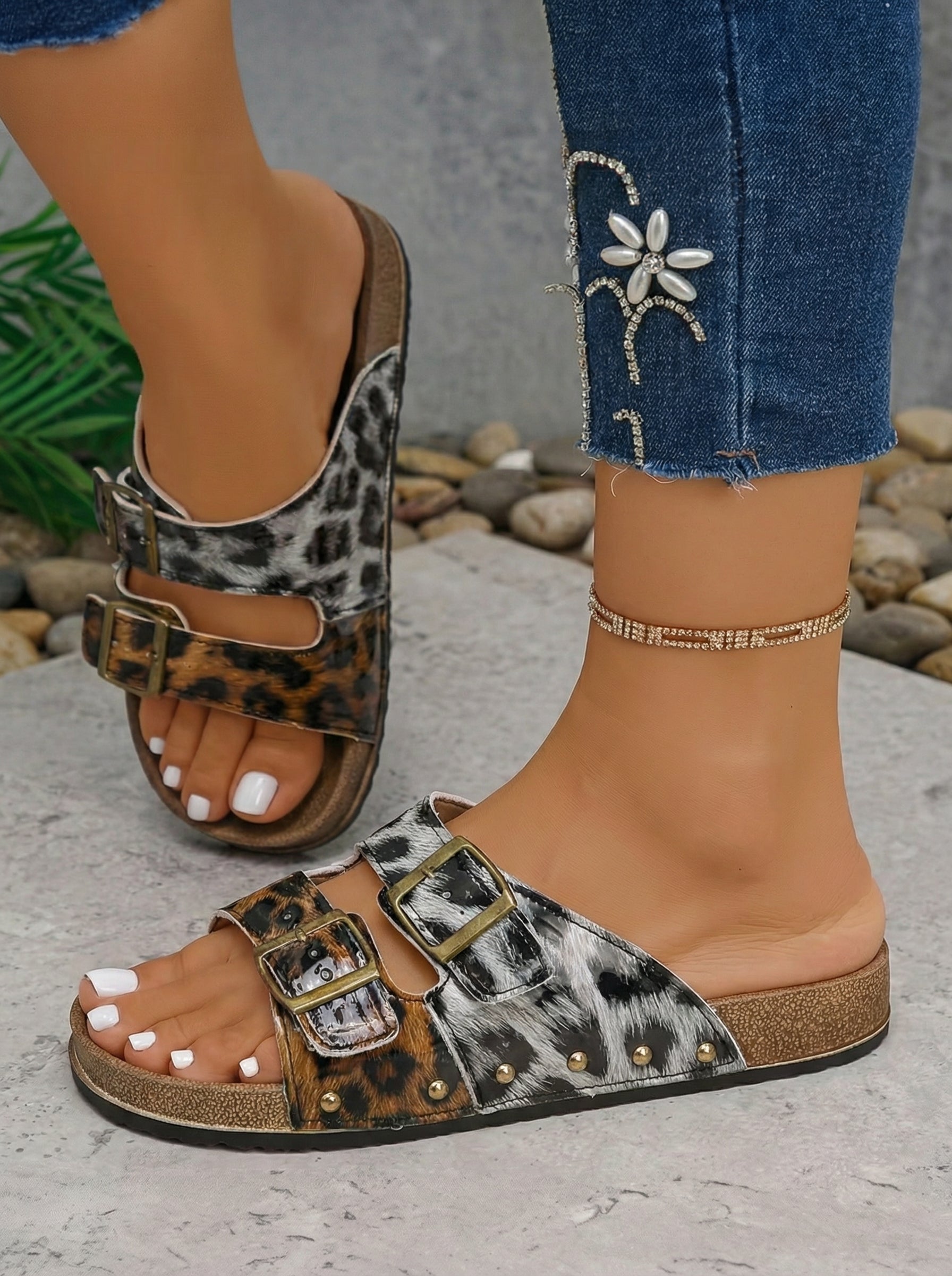 LivelyLooks Leopard Two-Tone Retro Buckle Strap Faux Suede Sandals Grey Black Blue women's fashion