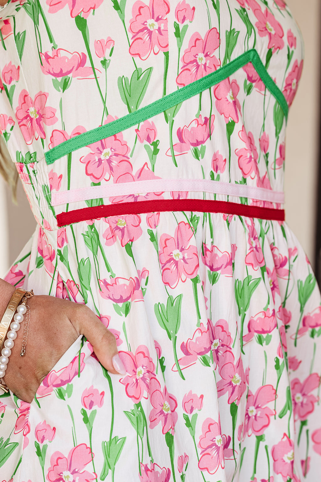 LivelyLooks Pink Floral Contrast Trim V-Neck Short Sleeve Elegant Midi Dress women's fashion