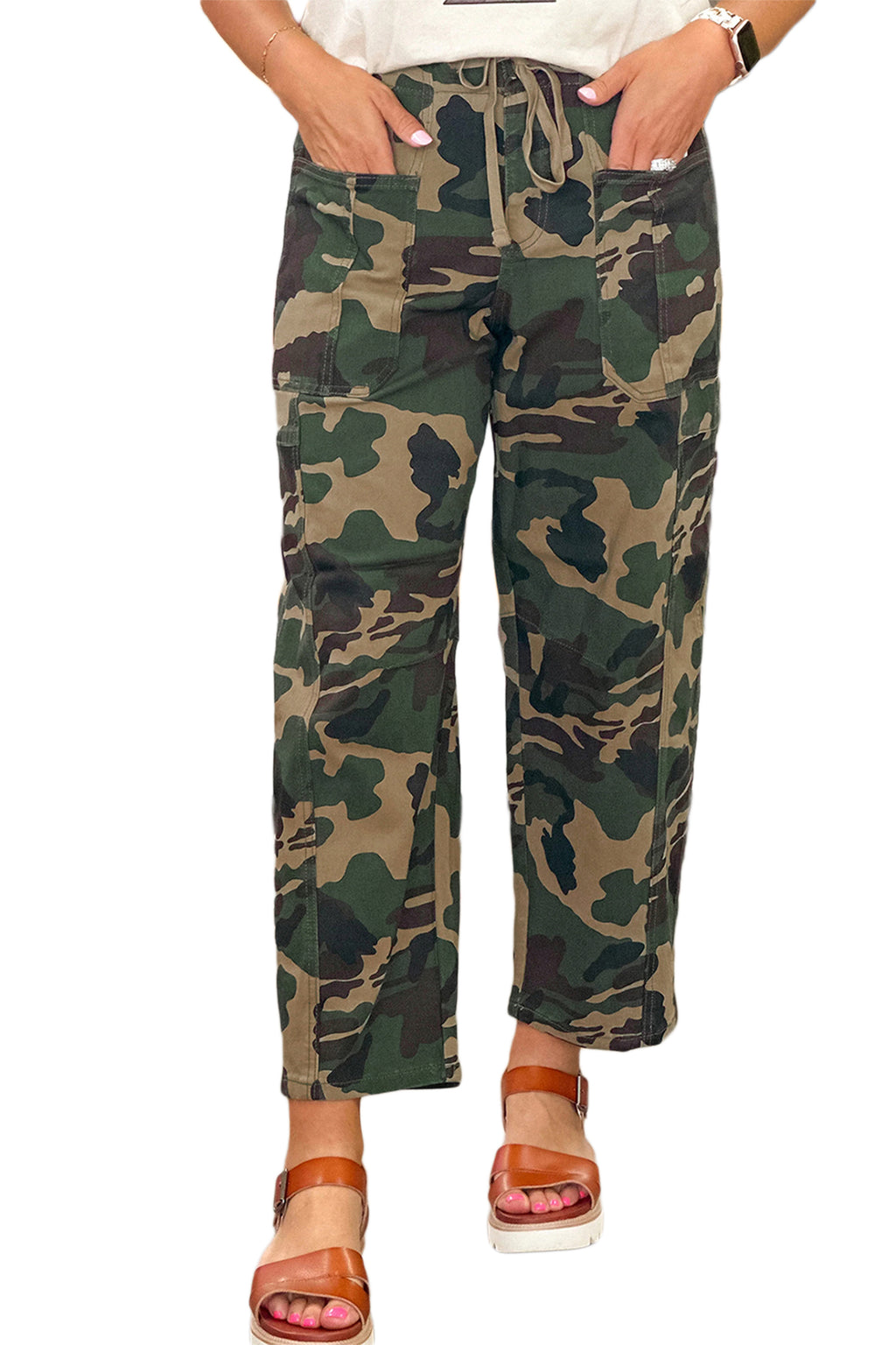 Green Camouflage Print Drawstring Patch Pocket Ankle Jeans
