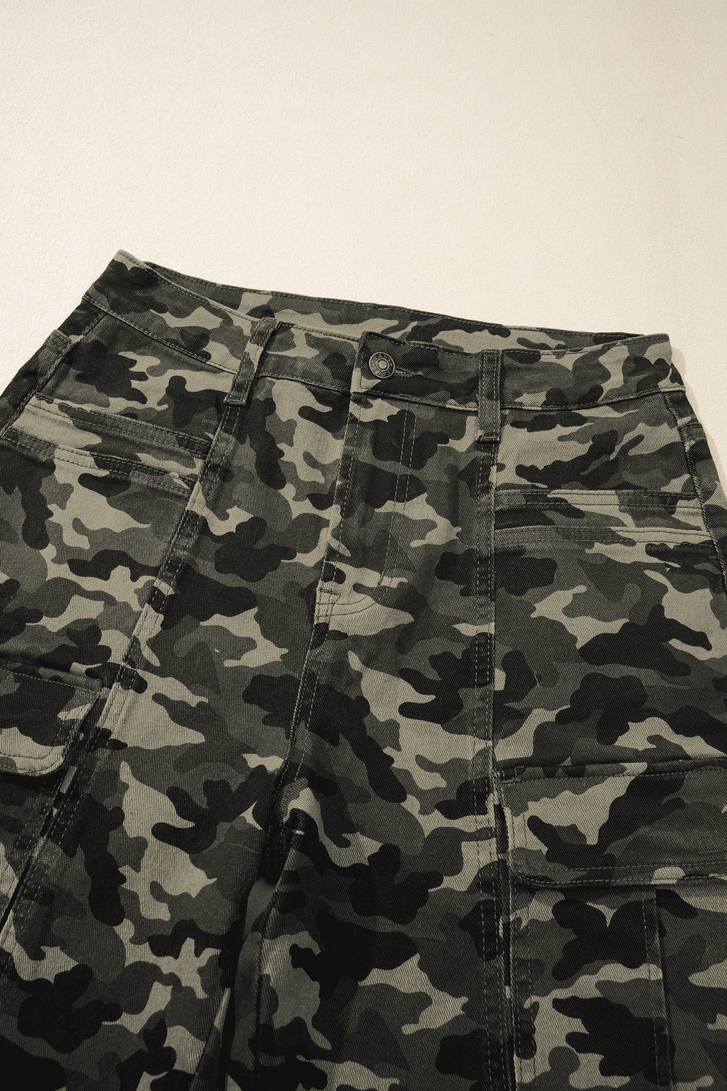 Women's Women's Green Camo Cargo Denim Jeans Multi-Pocket Stretch UK 4-16 at LivelyLooks