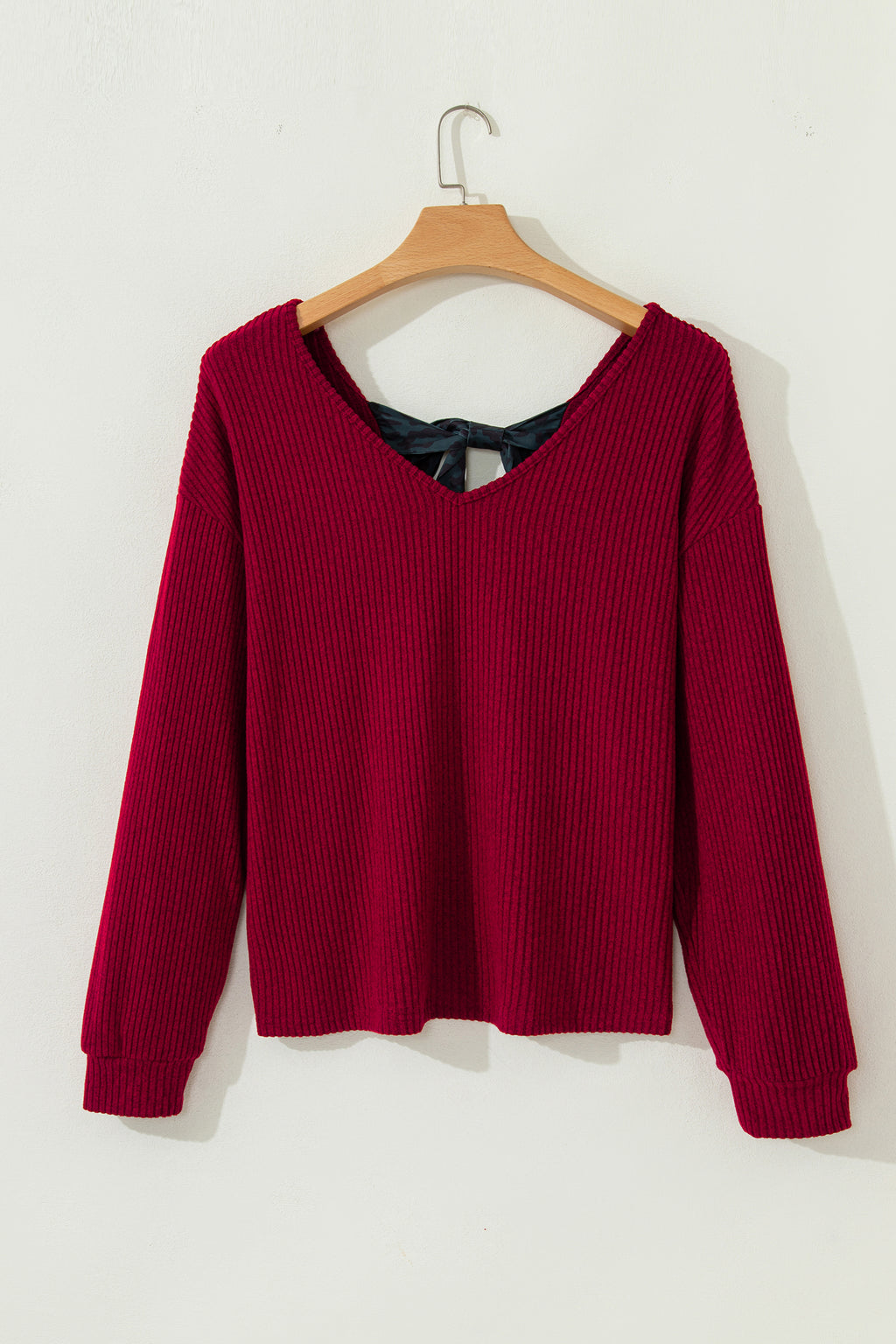 Ribbed V Neck Bow Back Drop Shoulder Long Sleeve Top | Red & Taupe