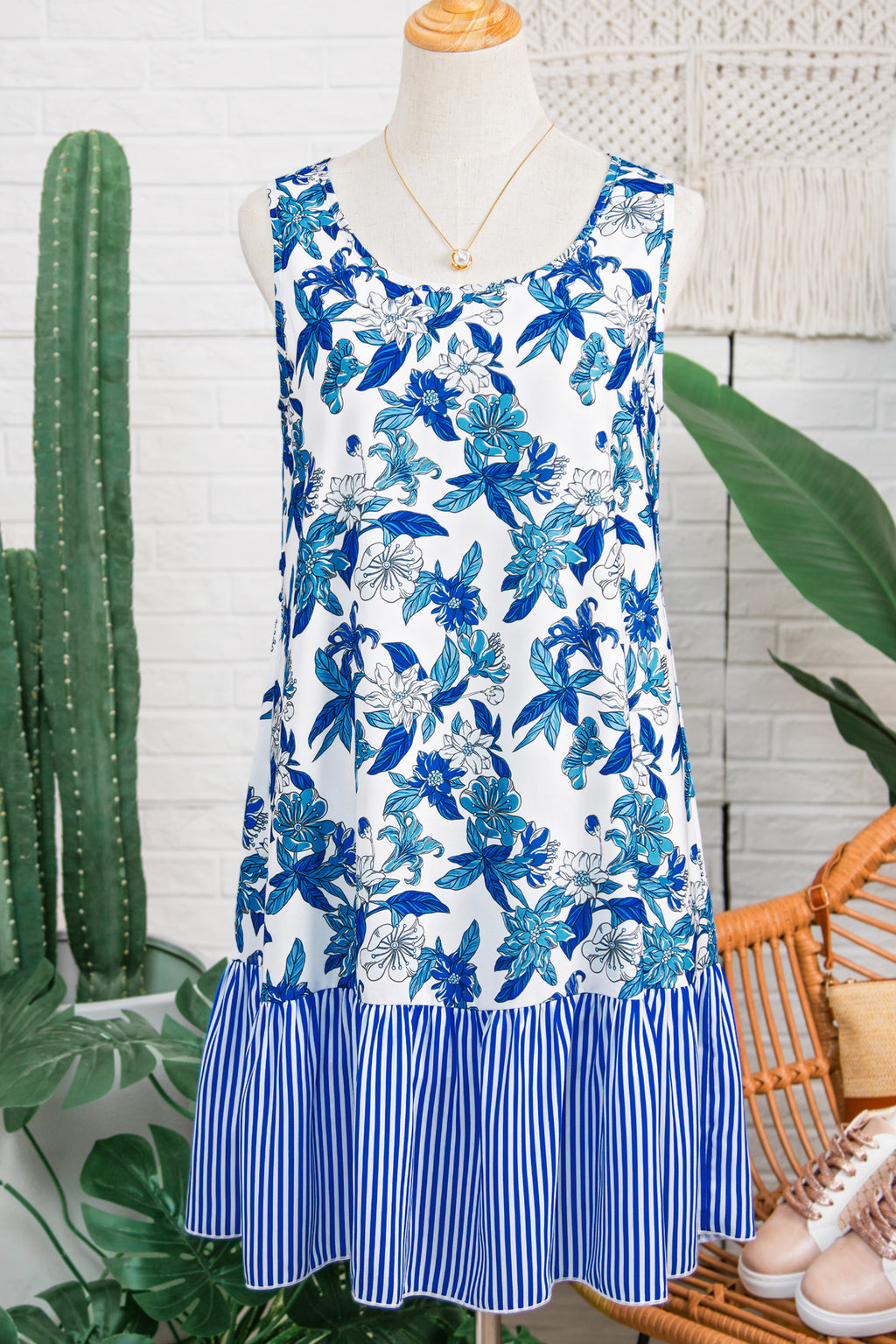 Sky Blue Floral U Neck Sleeveless Striped Ruffle Hem Patchwork Dress S-XL