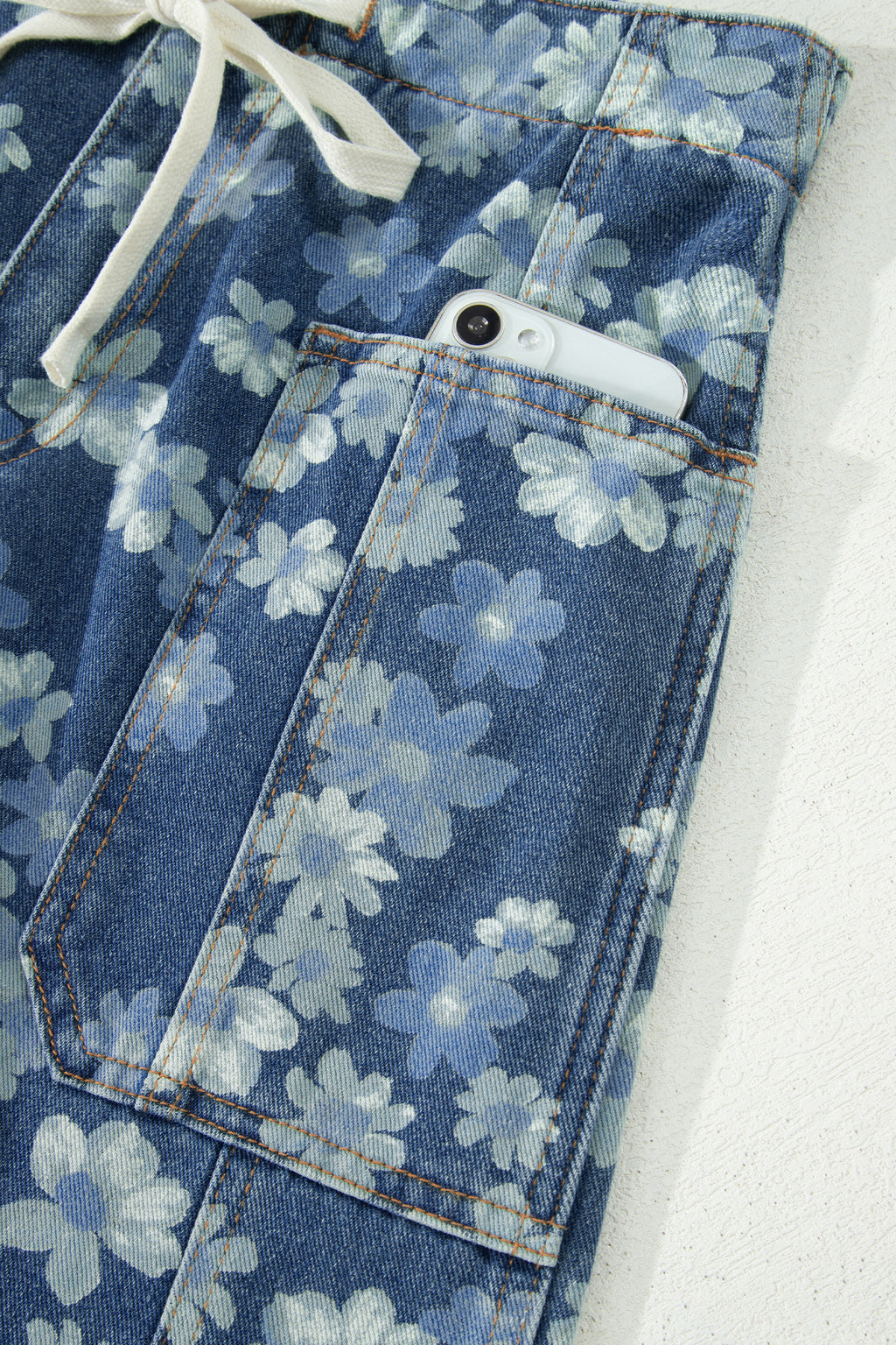 LivelyLooks Sky Blue Dainty Floral Print Drawstring Barrel Jeans Sz 4–16 women's fashion