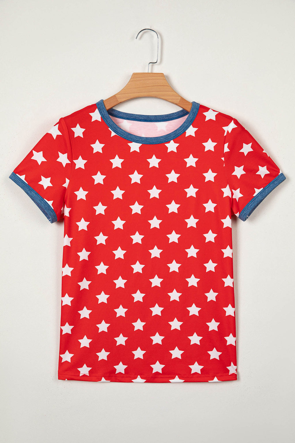 Women's Red Stars Print Colorblock Binding Tape Collar Cuff Viscose Tunic Top at LivelyLooks