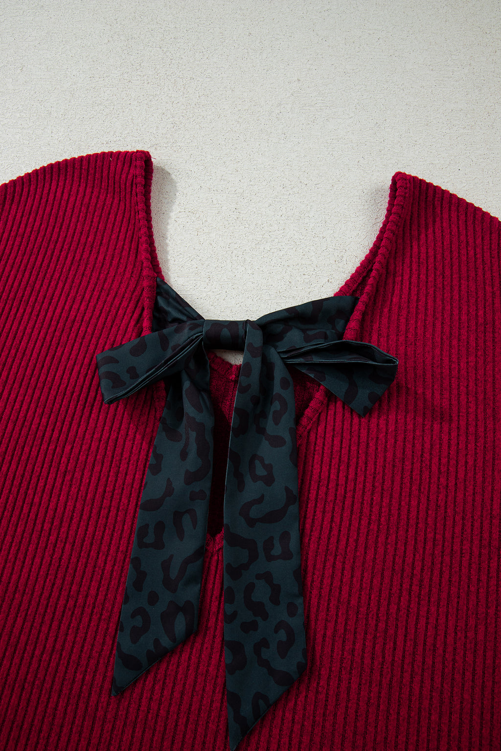 Ribbed V Neck Bow Back Drop Shoulder Long Sleeve Top | Red & Taupe
