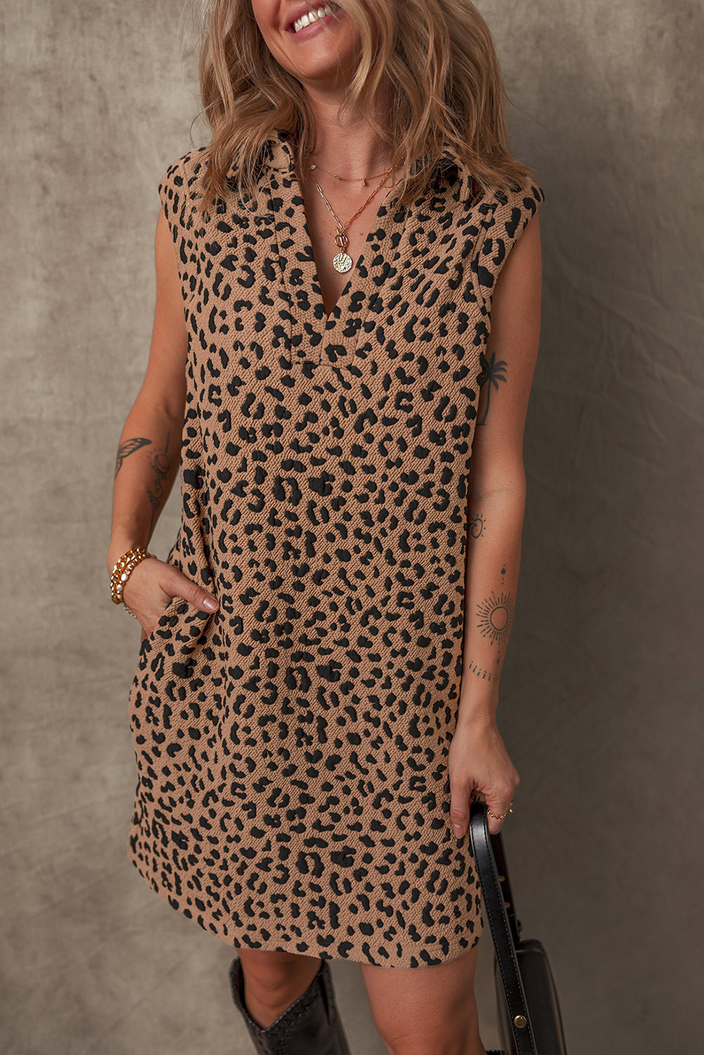 LivelyLooks Leopard Print V-Neck Sleeveless Collared Mini Dress Animal Pattern Casual Sundress women's fashion