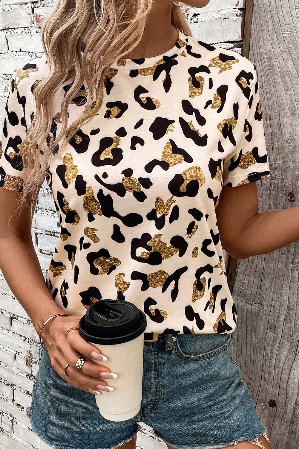 Women's Leopard Print Round Neck Casual T-Shirt at LivelyLooks