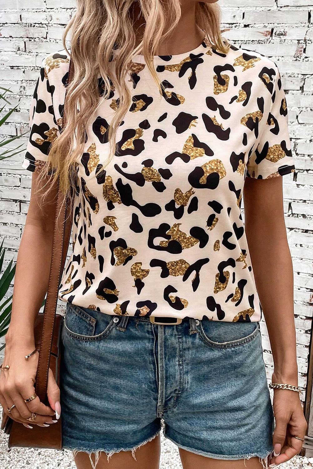 Shop Leopard Print Round Neck Casual T-Shirt at LivelyLooks
