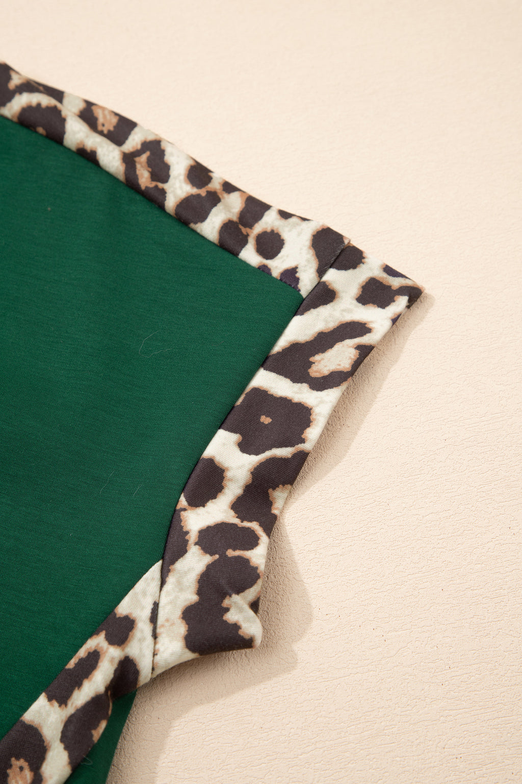 Leopard Trim Loose T-Shirt Green & Beige Relaxed Fit S-XL