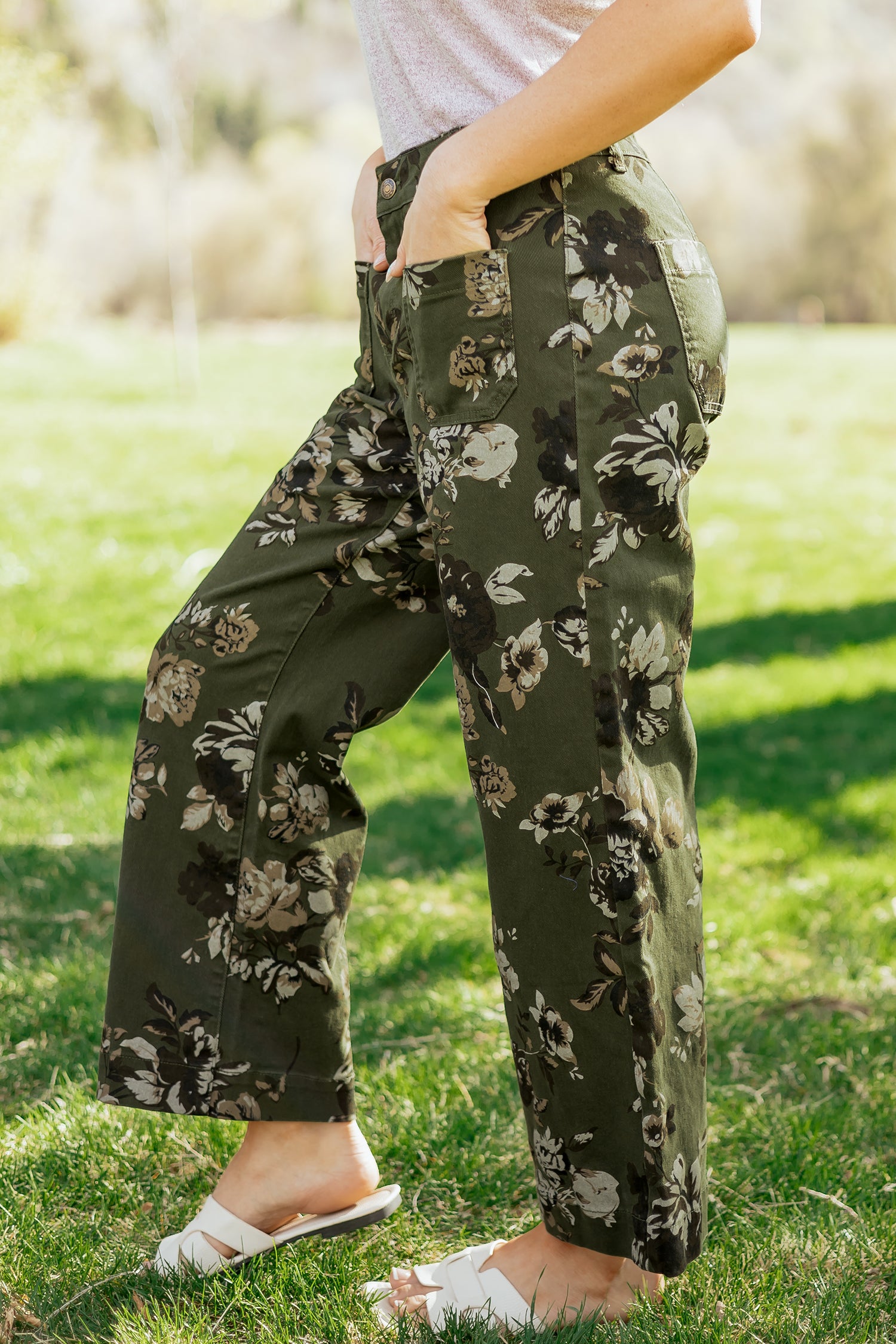 Green Vintage Floral Print Shift Jeans Square Patch Pocket Raw Hem UK 4-16