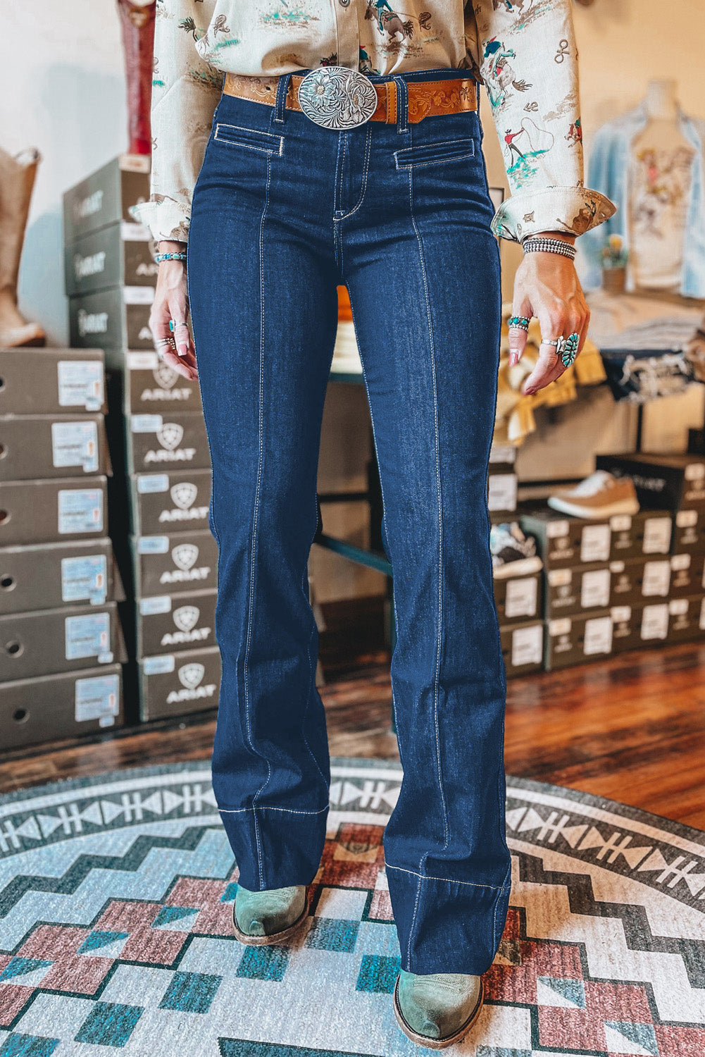 Women's Women's Deep Wash Straight Jeans Centre Seam Detail Sizes 4-16 at LivelyLooks