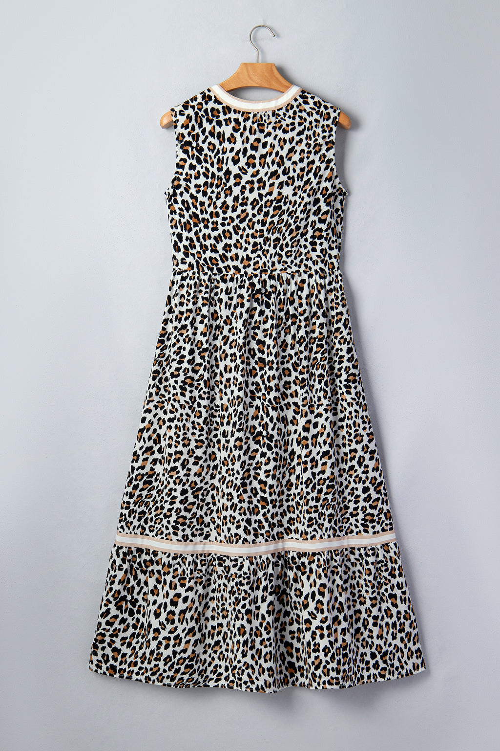 Women's White Leopard Print Colorblock Trim Sleeveless Midi Dress at LivelyLooks
