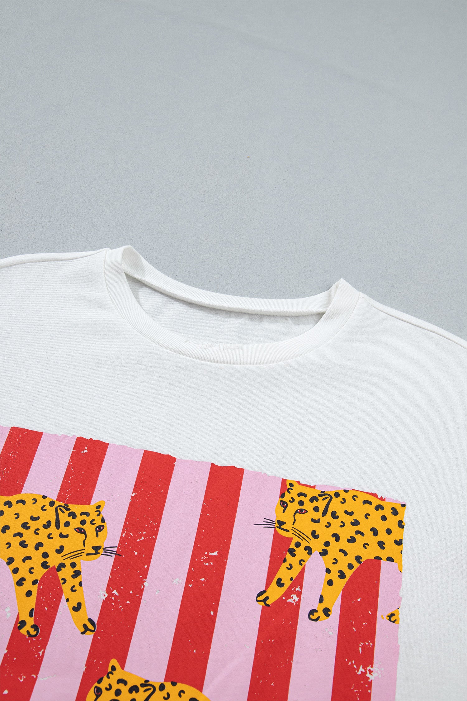 Dark Grey & White Cheetah Print Retro Graphic Tee S-XL
