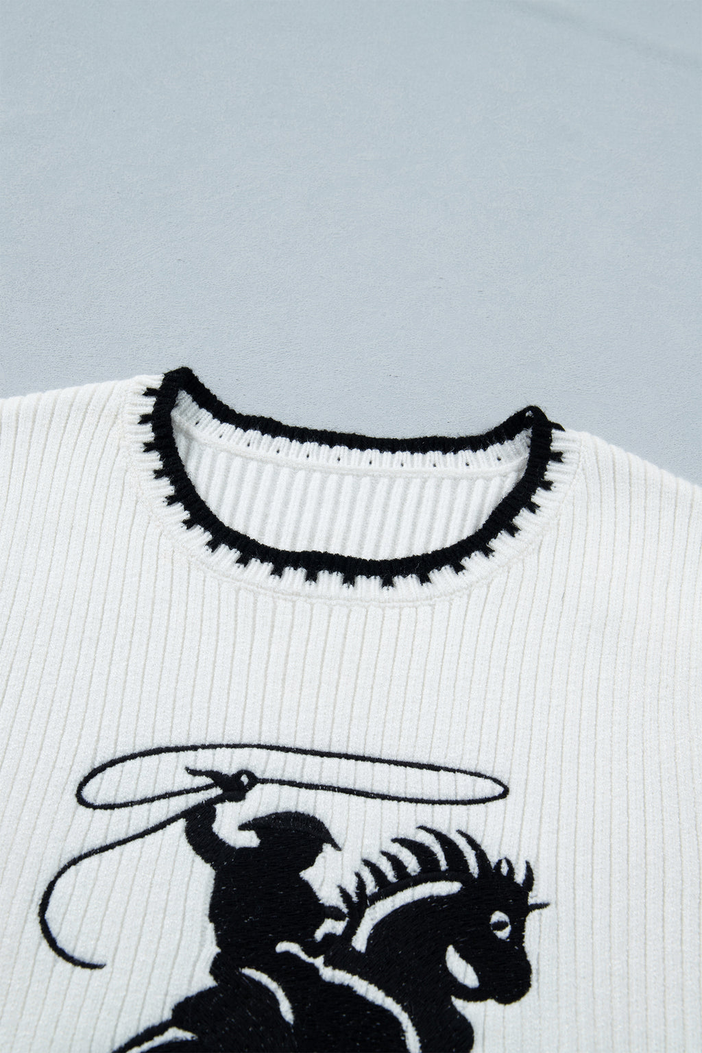 Women's White Rodeo Cowboy Contrast Trim Round Neck Sweater Vest at LivelyLooks