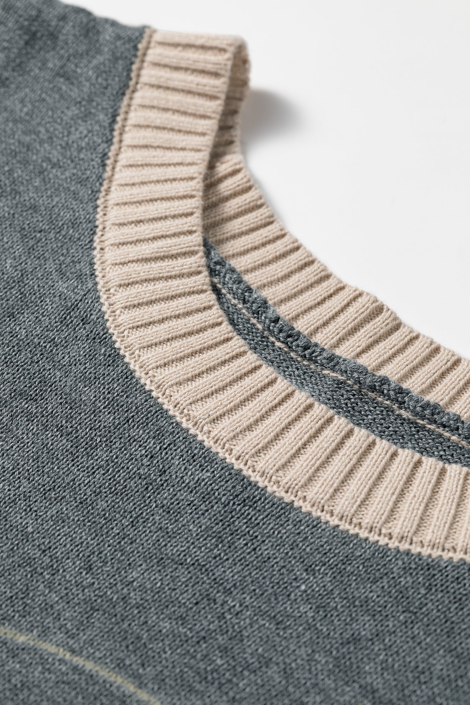 Western Print Colourblock Sleeveless Knit Vest | Khaki & Grey | UK 8–18