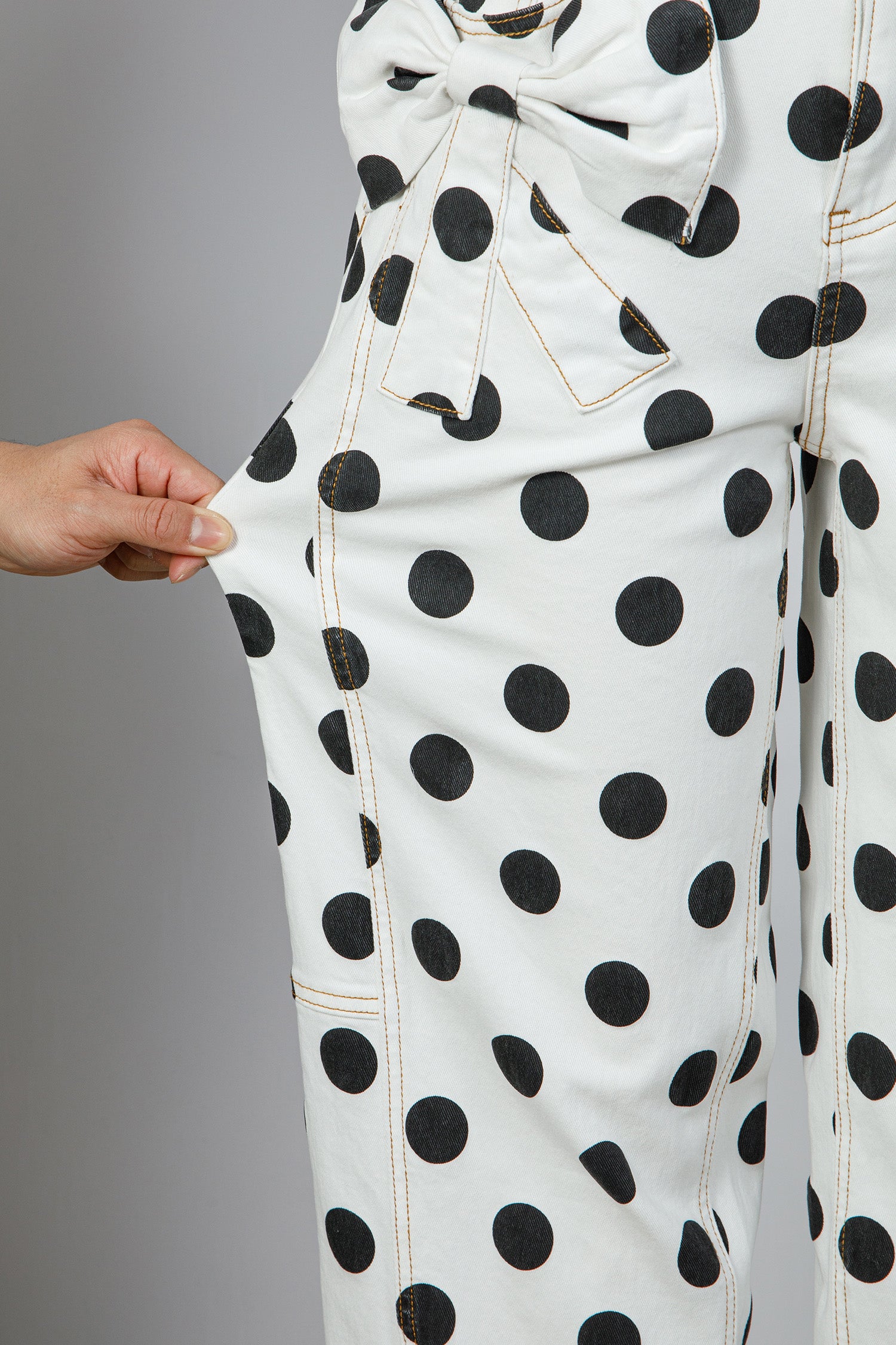 Polka Dot Print Bow Detail Pocketed Loose Jeans | White & Sky Blue