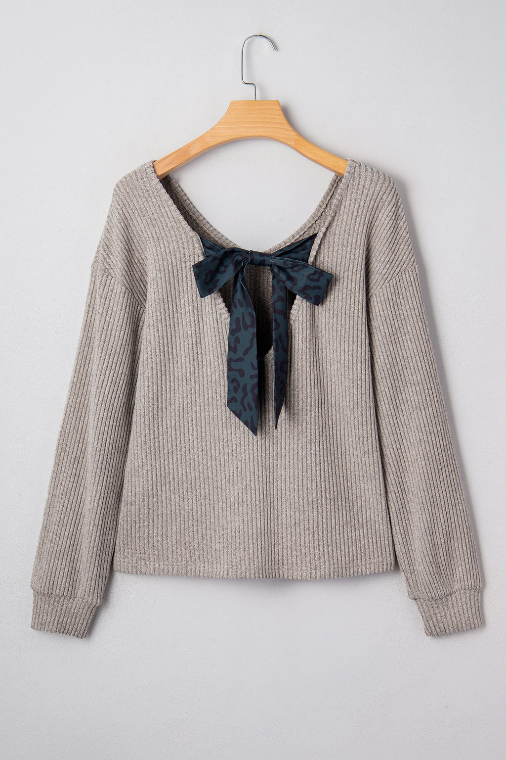 Ribbed V Neck Bow Back Drop Shoulder Long Sleeve Top | Red & Taupe