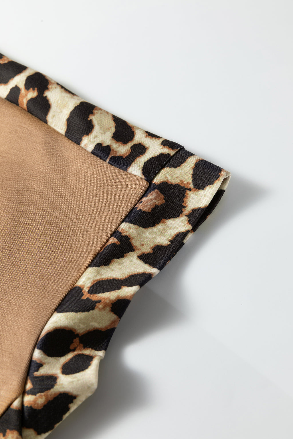 Leopard Trim Loose T-Shirt Green & Beige Relaxed Fit S-XL