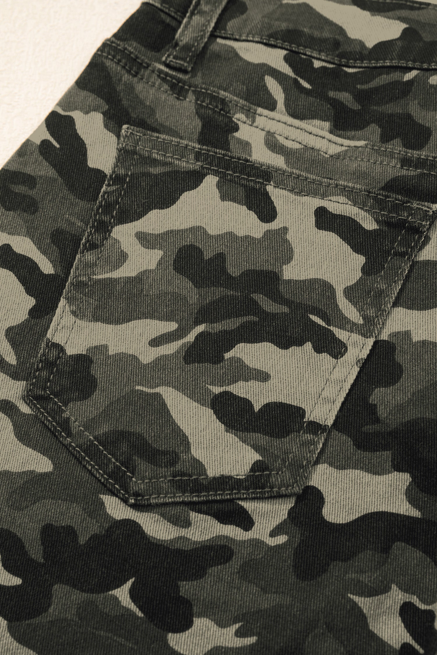 Women's Women's Green Camo Cargo Denim Jeans Multi-Pocket Stretch UK 4-16 at LivelyLooks