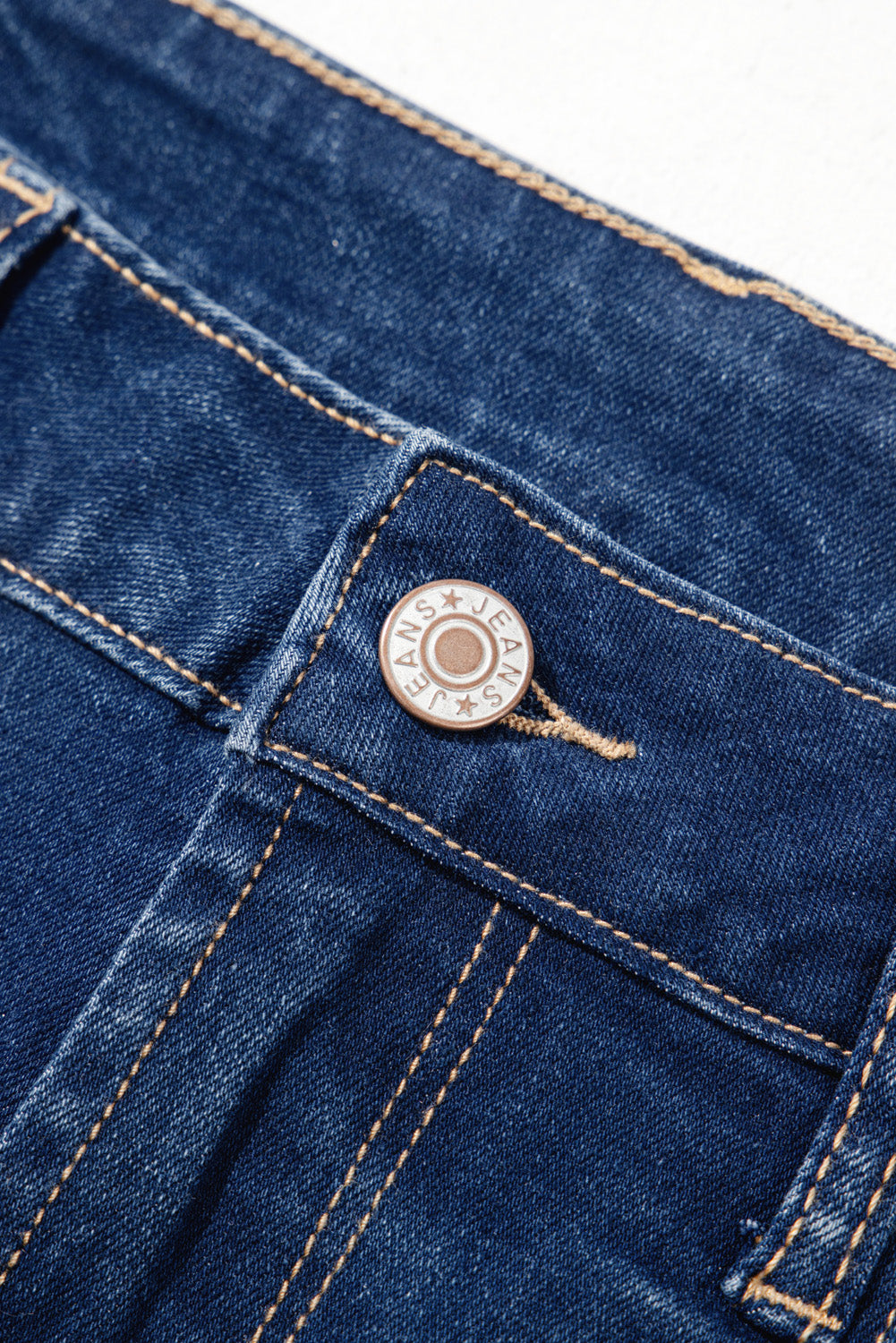 Women's Women's Deep Wash Straight Jeans Centre Seam Detail Sizes 4-16 at LivelyLooks