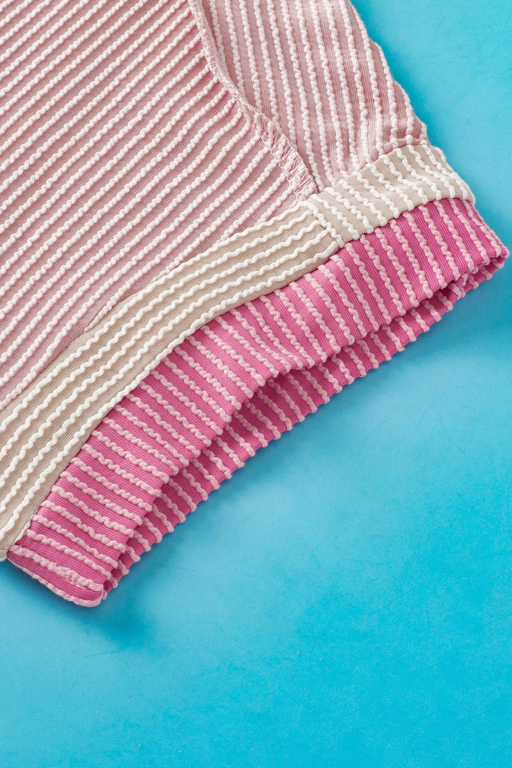 Light Pink Textured Contrast Trim Round Neck T-Shirt