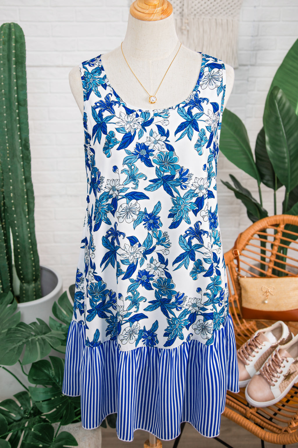 Sky Blue Floral U Neck Sleeveless Striped Ruffle Hem Patchwork Dress S-XL