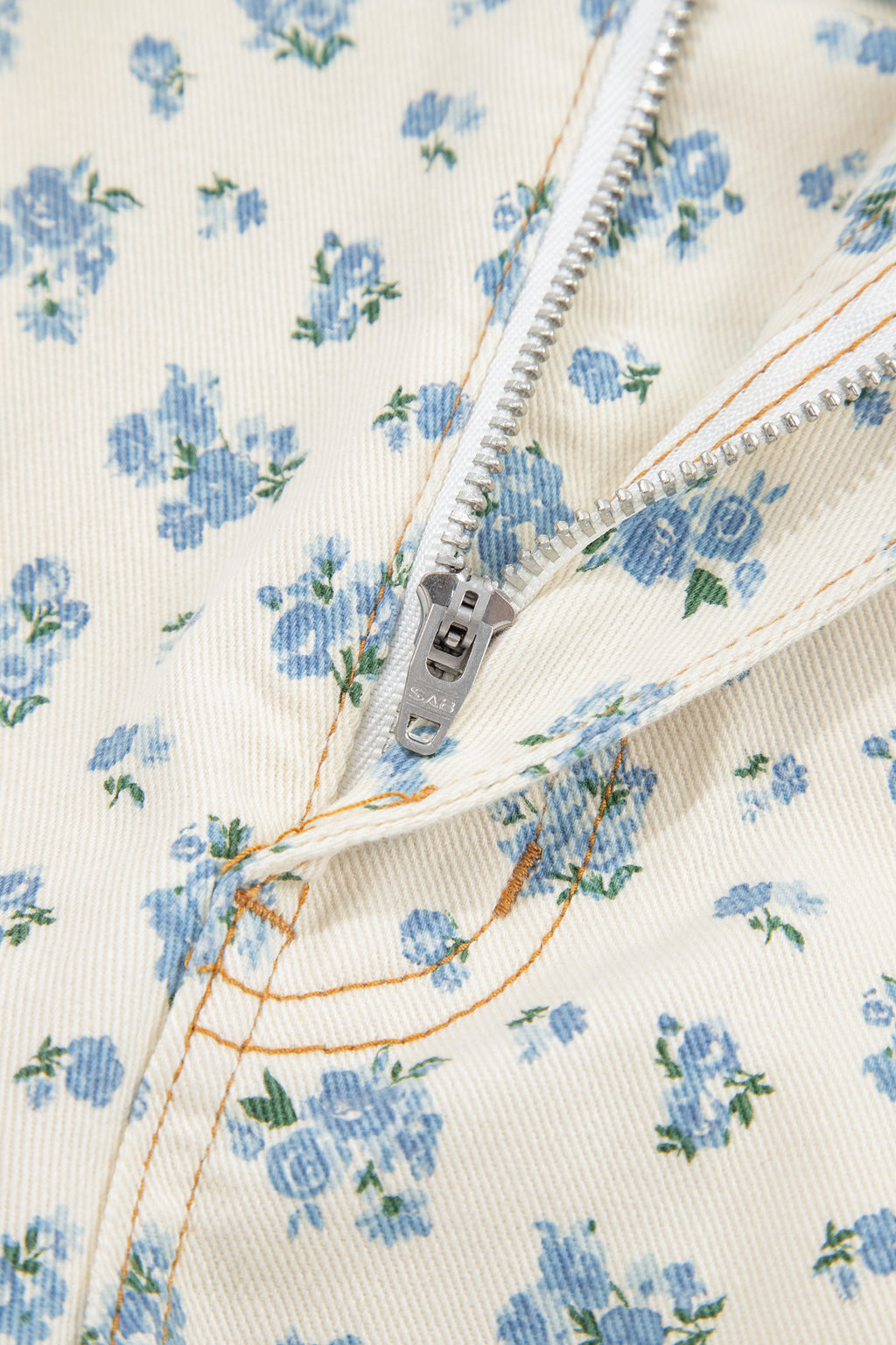 Beige Grommet Knot Waist Floral Barrel Leg Jeans | UK 8–18