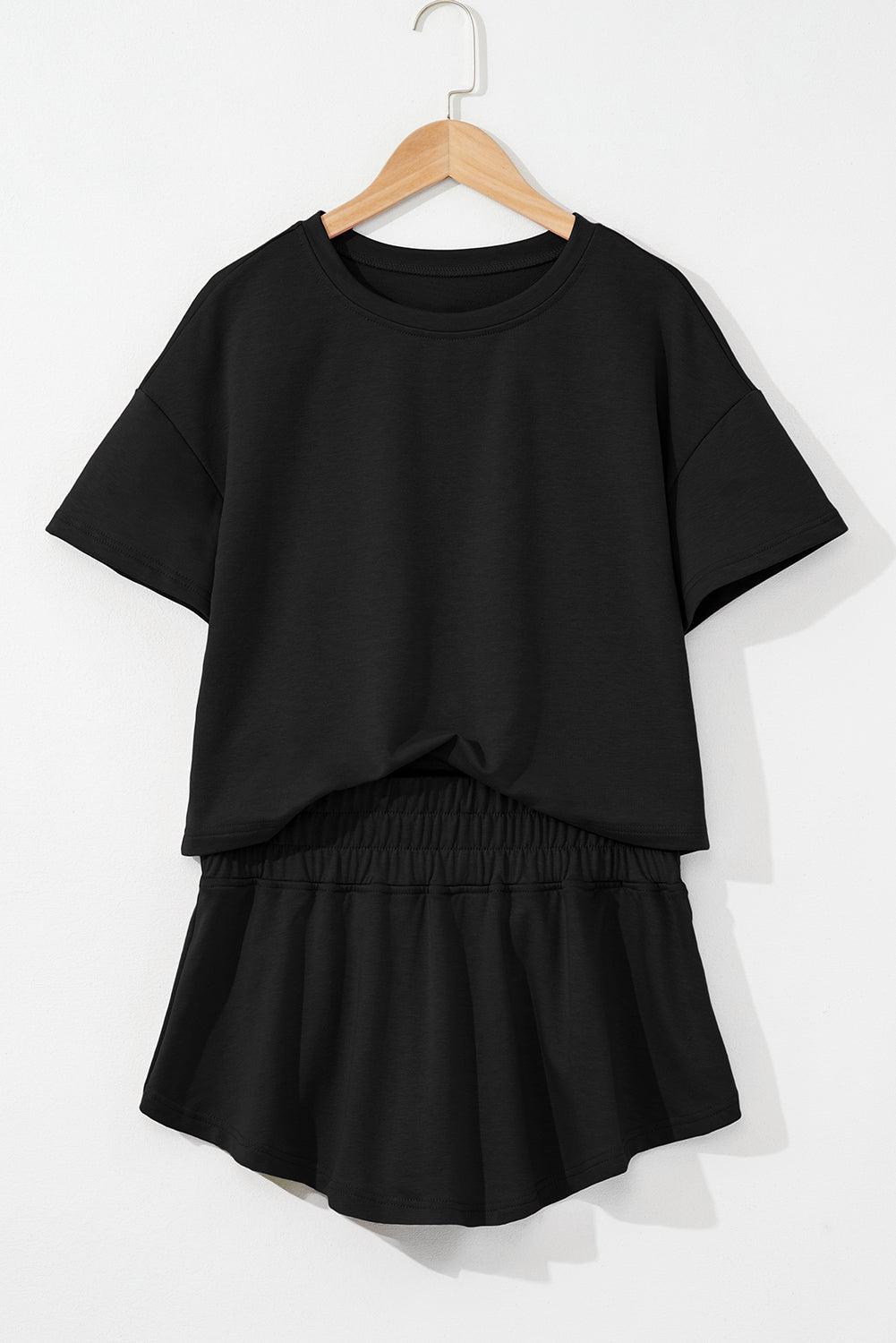 Shop Black Cropped Tee & Ruffle High Waist Skort Set 2pcs S-XL at LivelyLooks